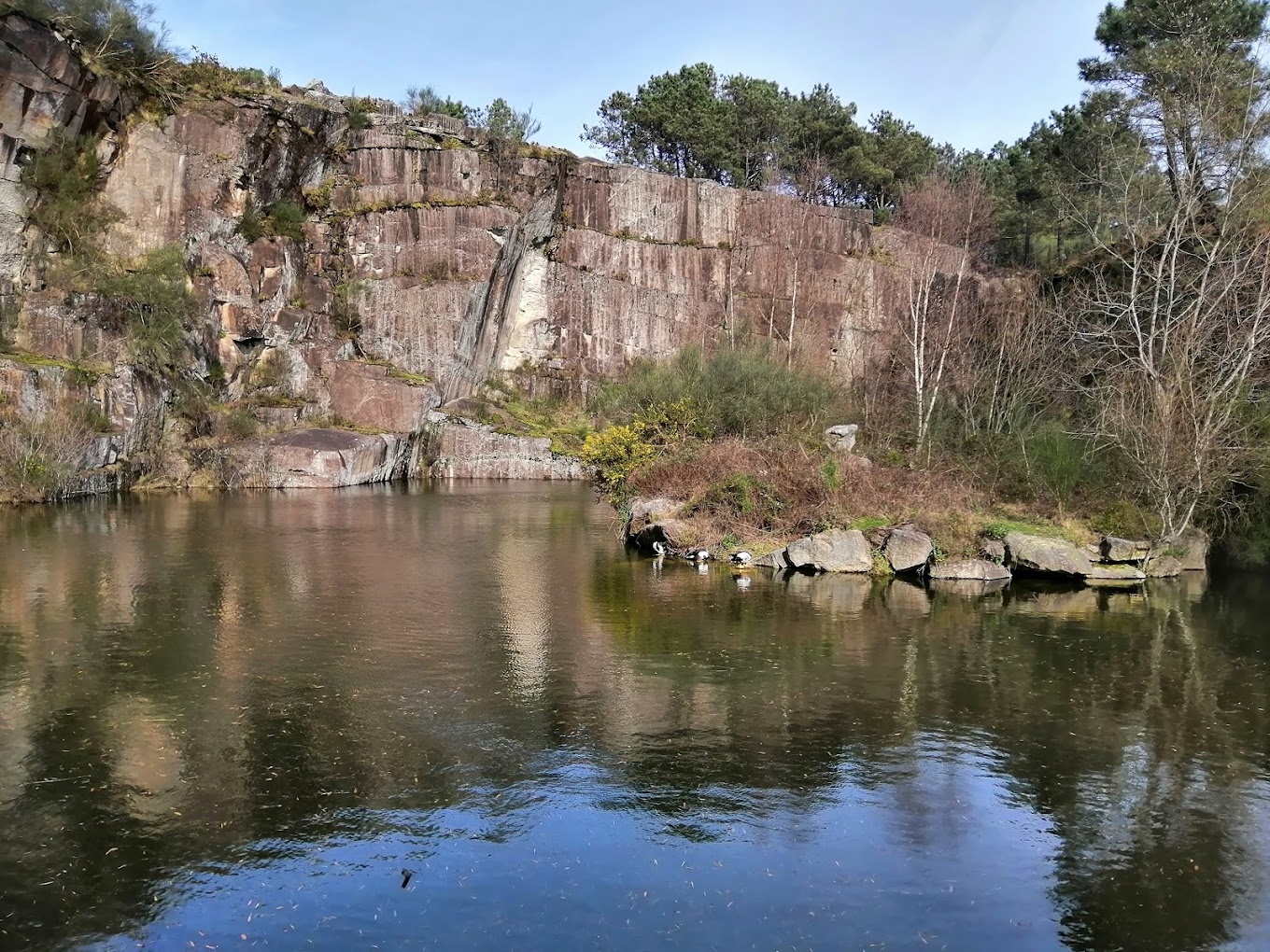 Área de Lecer do Lago Lapido