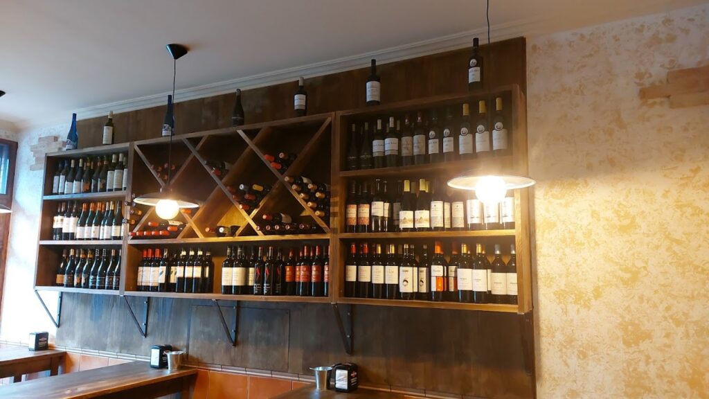 La Barrica Vinoteca